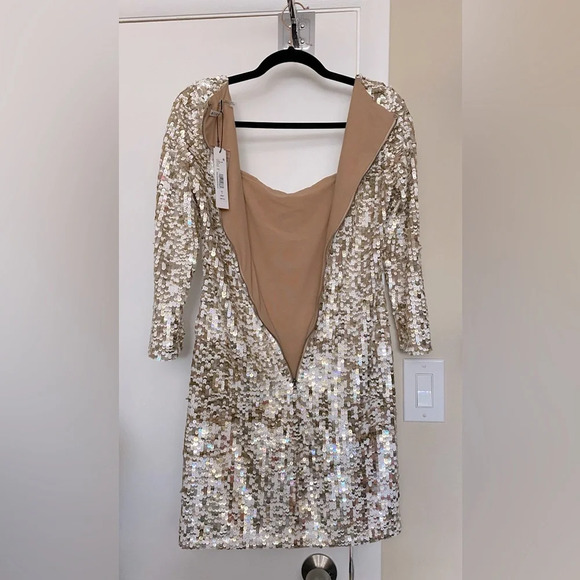 NWT Alice + Olivia Sequins Long Sleeve Mini Dress Gold Champagne Size 6 - Picture 10 of 13